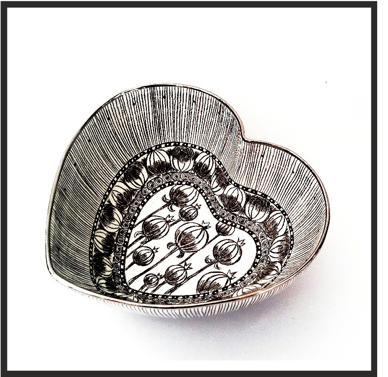 Heart_Bowls_3.jpg